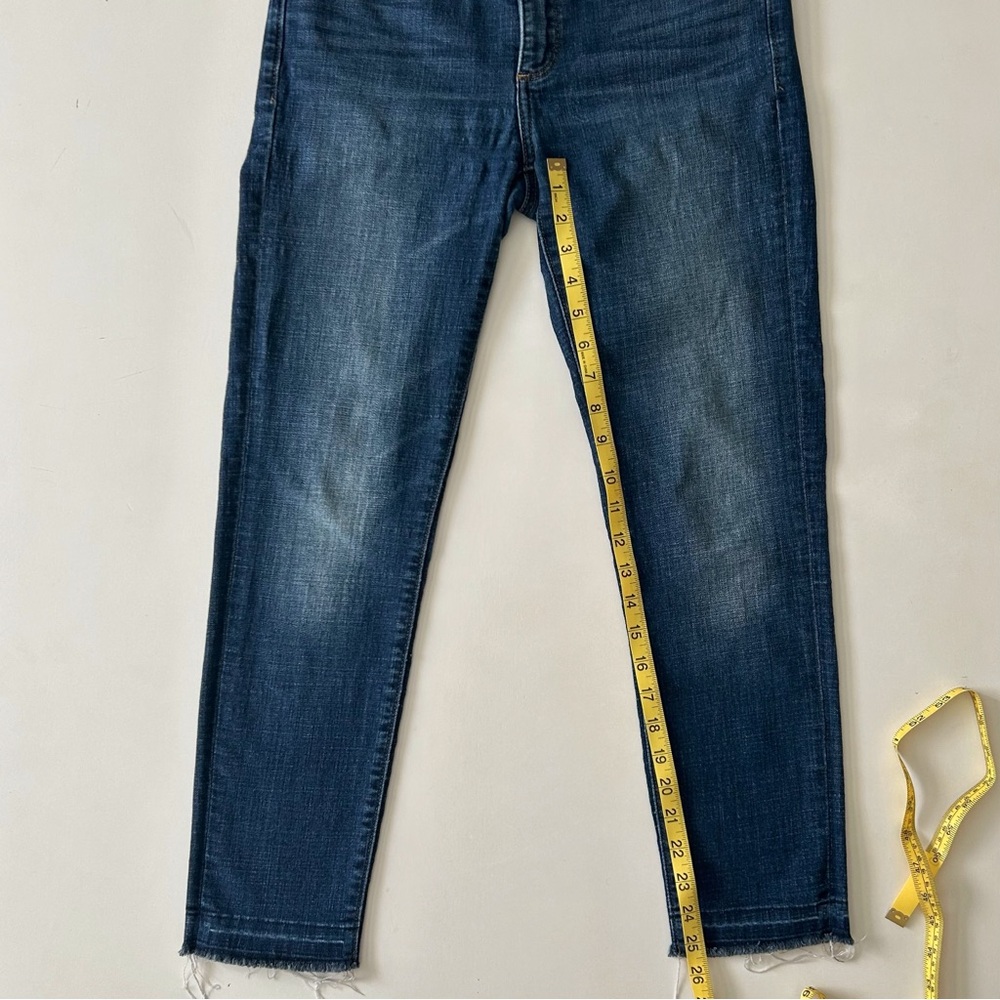 Lucky Brand Dark Wash Indigo Mid-Rise Skinny Jeans Spring Trend Size 4/27 - Picture 10 of 10